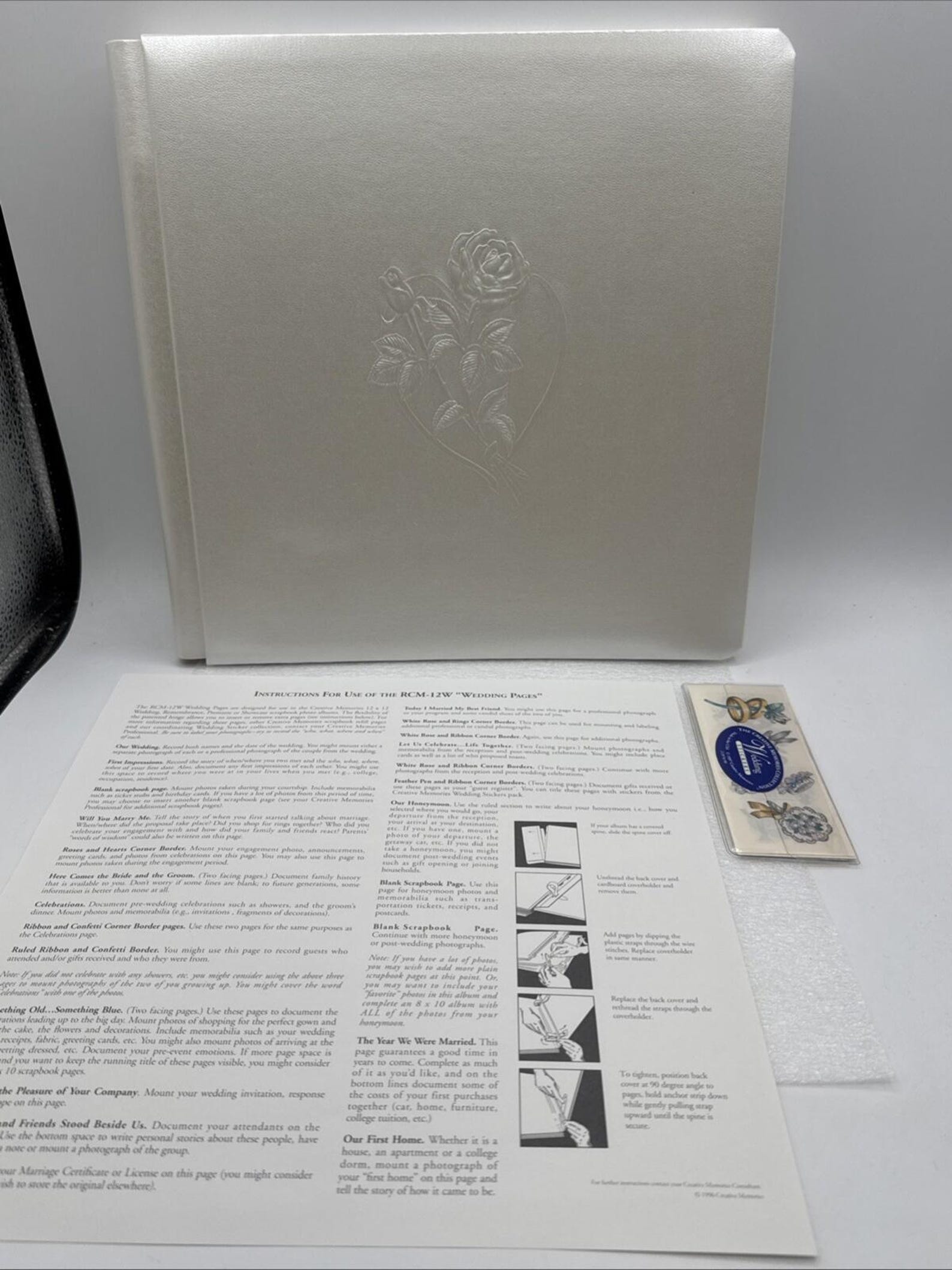 Creative Memories 12x12 Wedding Album Embossed Rose & Wedding