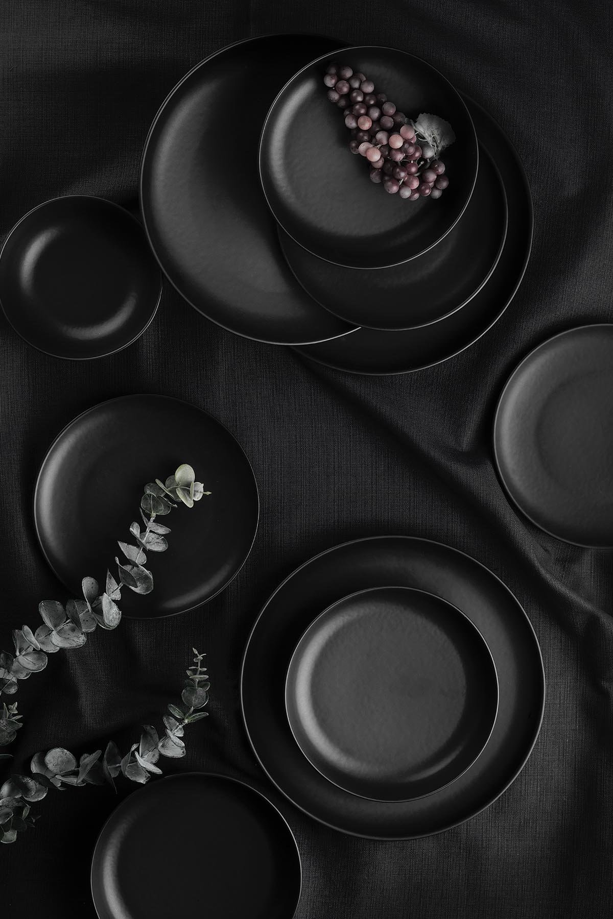 Matte Black Dinnerware Set 