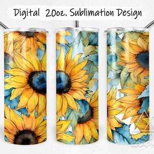 Op de afbeelding: Een sublimatieontwerp met een aquarelpatroon van zonnebloemen met blauwe en groene bladeren op een witte achtergrond. Dit ontwerp is voor een 20 oz tumbler.