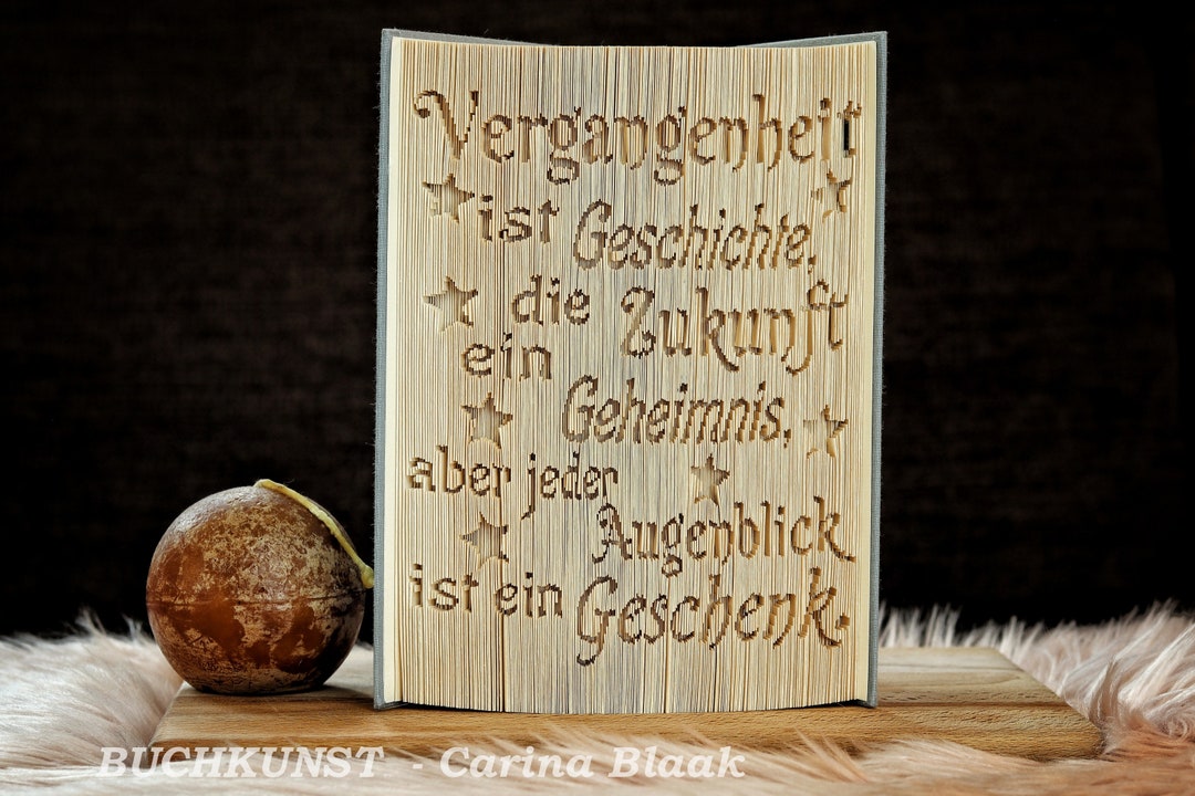 Gefaltetes Buch / Poetischer Spruch /Buchkunst / Dekoration