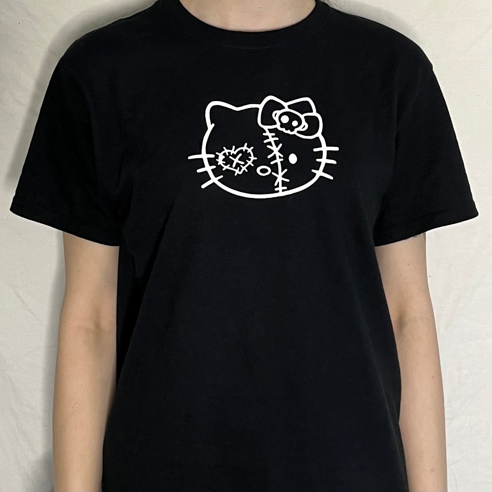 y2k vamp soft kitty necklace - Roblox  Roblox t shirts, Roblox shirt, Hello  kitty t shirt