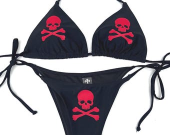 Y2K Skull Bikini Set, Grunge Crossbones String Bikini, Schwarze Gothic Alt Bademode, Dreieck Bikini, Handmade Deadpretty