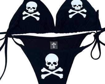 Y2K Skull Bikini Set, Grunge Crossbones String Bikini, Black Goth Alt Swimwear, Triangle Bikini, Handmade Deadpretty