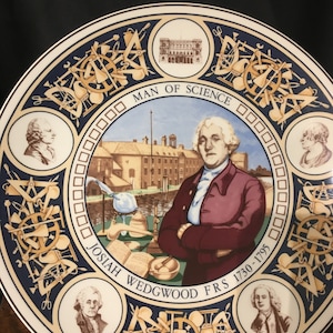 1 Wedgwood Man of Science Plate, Vintage Display Plate, Fine China Plate, Josiah Wedgwood FRS Plate, Etruria Plate