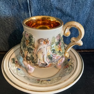 Ein R. Capodimonte Italien Vintage 1950er Jahre Cherub Teetasse Untertasse Porzellan Set, Sammlerstück Teetasse, Antique Home Decor