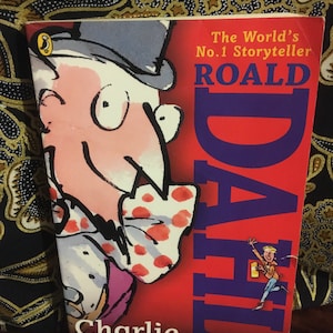 1 Charlie and the Chocolate Factory Book, Quentin Blake Illustrations, Children&#39;s Novel, Roald Dahl Classic