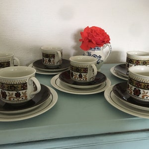 Set of 6 Retro Coffee Cups Vintage Ridgeway Navajo Ironstone Coffee Cup, Plate, and Saucer  - 1960s Tableware, Retro Kitchen Decor