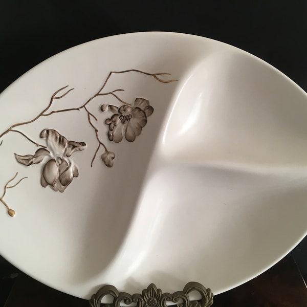 Vintage-Carlton Ware large-cream-leaf-design-divided-dip-share-plate-platter VGC