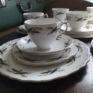 Royal Vale Ridgway Potteries Vintage Tea set 6 cups saucer & plates milk jug bowl