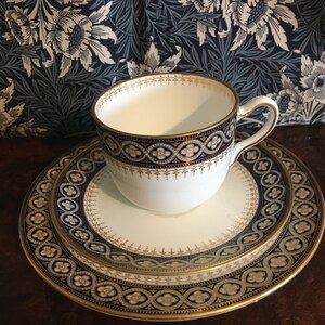 Wedgwood Bone China Kaffee Set Blau Weiß Gold, English Bone China Teetassen Untertassen Teller 4 vorhanden