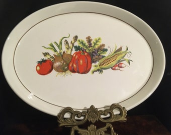 1970s Oval-shaped serving dish decorated with vegetables Ironstone, farmhouse kitchen decor