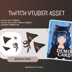 Puede incluir: Una ilustración digital de orejas de gato marrones con una cinta, diseñada para ser utilizada como un activo de VTuber de Twitch. La ilustración está disponible en dos tamaños: 800 píxeles y 1000 píxeles. La imagen también incluye una tarjeta de demostración con el texto "RII" y "DEMO CARD".