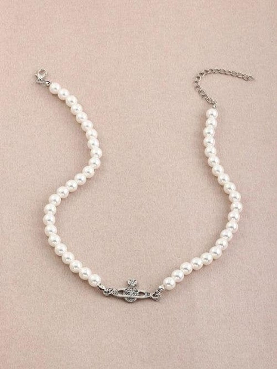 White Pearl Choker With Silver Planet 