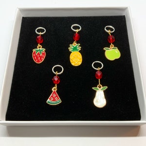 Fruit themed stitch Markers-stitchmarkers-progress keepers-Xmas gift for knitter-Xmas present-knitting gift-knitting notions-knitting kit