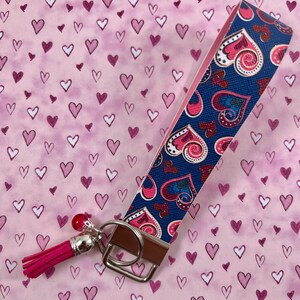 Valentine Keychain, Valentine&#39;s Day Gift, Key Fob, Keychain, Vinyl Wrist Keychain, Key Holder, Heart Keychain, Love, Heart, Handmade, Gift