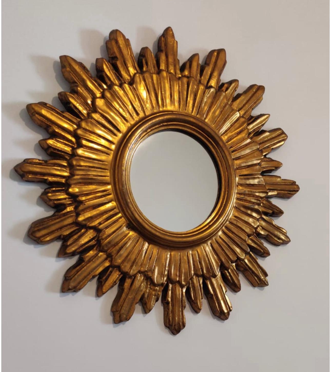 ヴィンテージミッドセンチュリーの金色のサンバースト太陽型ミラー