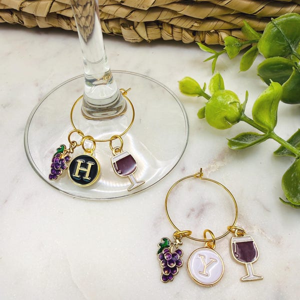 Vinyard Wedding Charms, Winery Girls Trip Favor, Bachelorette Party Favor, Grapes and Wine Glass, Wine Lover Gift, Wine Themed Charms