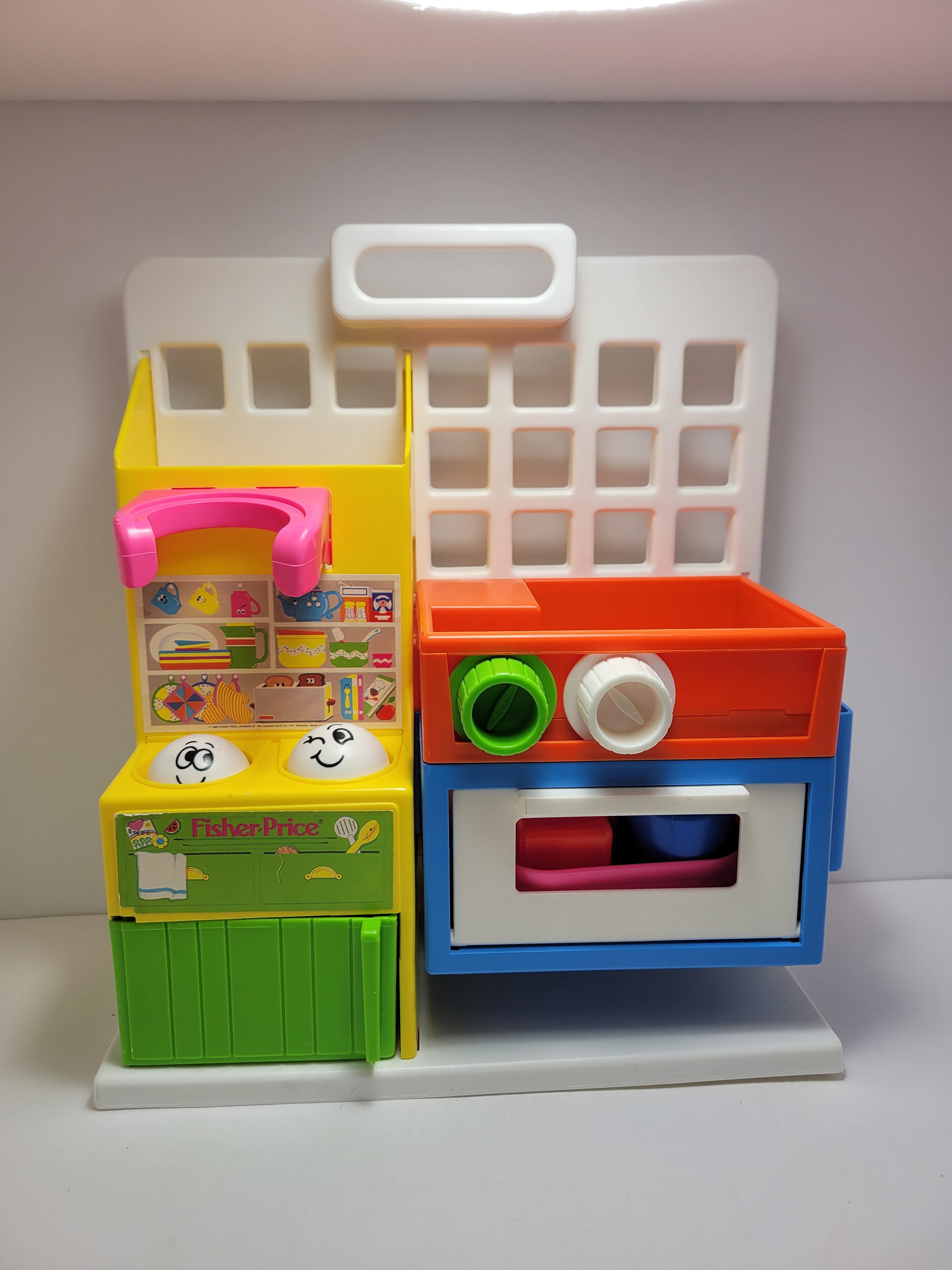 Fisher price car kitchen Clearance