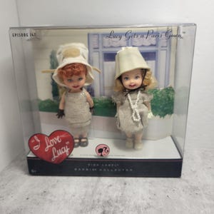 Barbie Pink Label I Love Lucy Puppen Set “Lucy bekommt ein Kleid aus Paris” Folge 147
