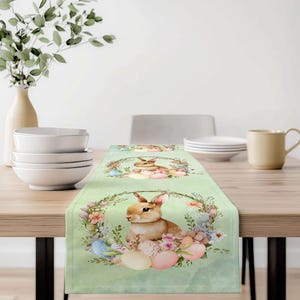 Påskhare- och ägglöpare | Vårblommig köksdekoration | Kanindesignad duk | Juldekoration för middagar