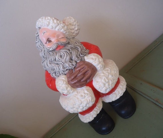 Kris Kringle Footwear Sculptures : Santa Boots Christmas Decor