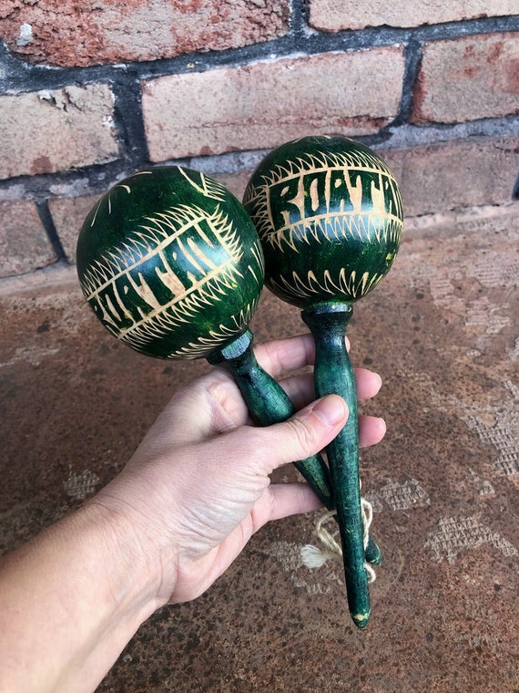 Hand maracas outlet