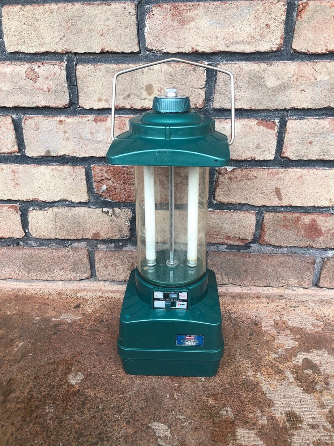 Giant Rayovac Twin Tube Heavy Duty Camping Lantern