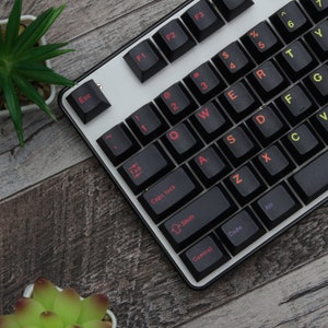 Mechanical Keyboard Keycaps Black Rainbow Accents for Cherry MX Stem Keyboards OEM Profile Keycaps PBT Doubleshot Keycaps Prisma Burst Keys