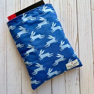 Perinwinkle Rabbits Booksleeve | Book Sleeve | Book Pouch | Book Cover | Padded Book Sleeve | Book Protector