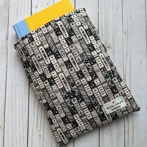 Black and White Bookmarks Booksleeve | Book Sleeve | Book Pouch | Book Cover | Padded Book Sleeve | Book Protector