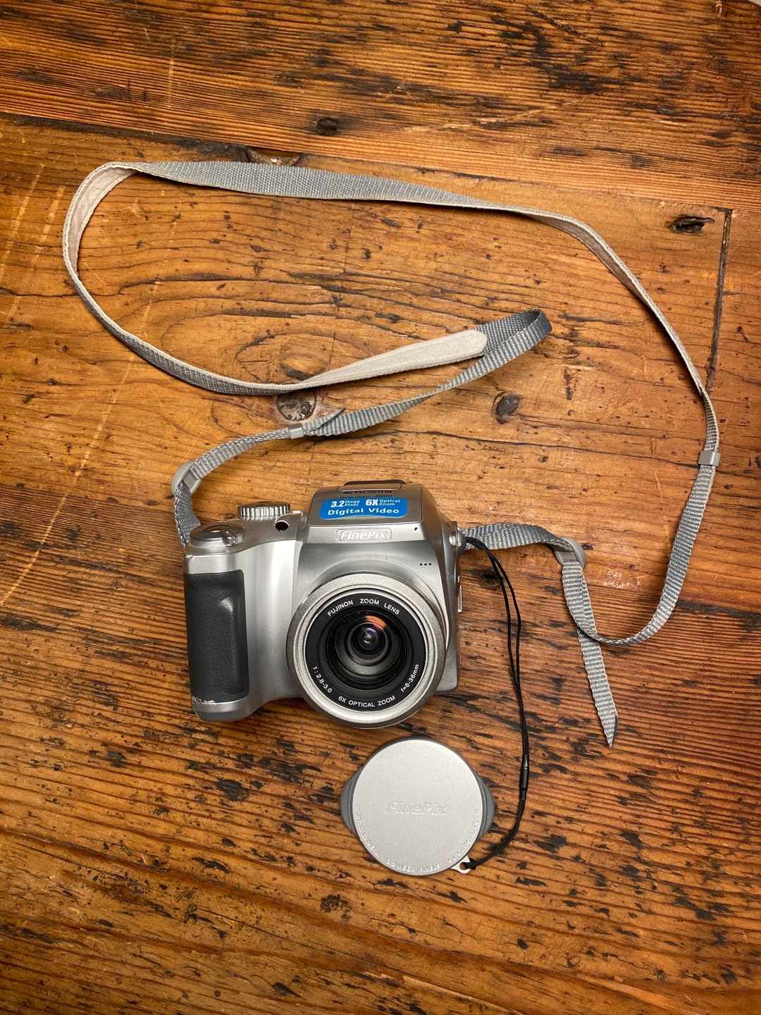 Fujifilm Finepix 3800 Digital Camera 3.2MP 6X Zoom Vintage Etsy UK