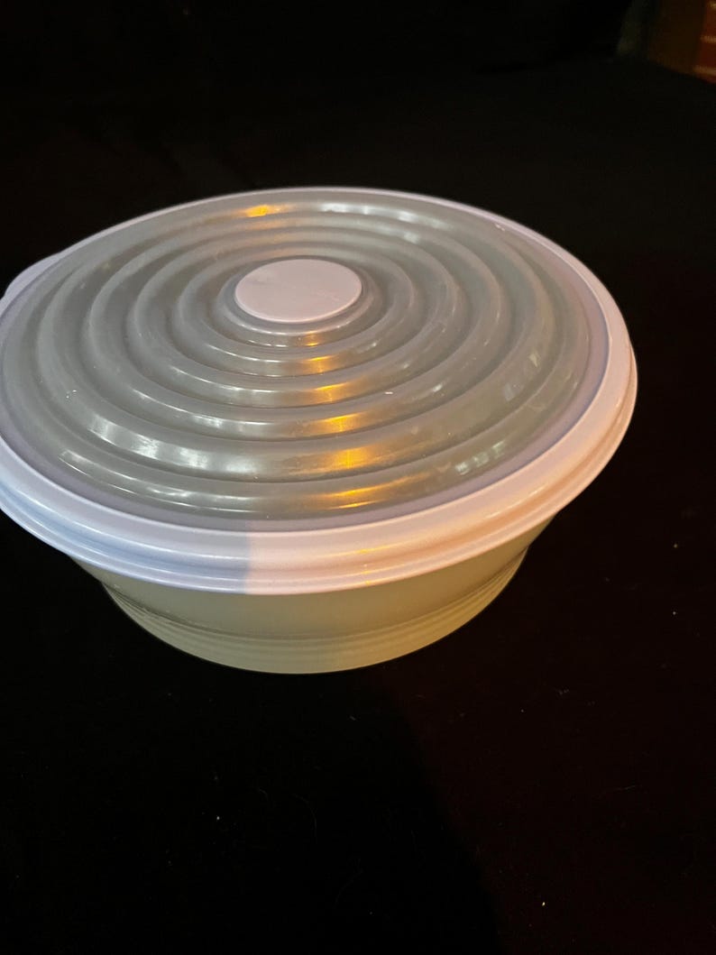 Snap Tupperware Tupperware Stuffables- #5316- 6 Cups-rnd Bowl/container-snap on ...
