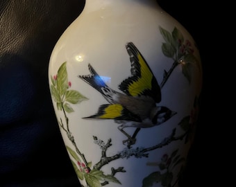 Franklin Porcelain &quot;The Woodland Bird Vase&quot; By Basile Ede- Limited Edition-Japan