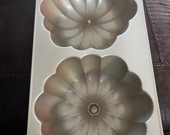 Nordic Ware - Fonte d'aluminium - Moule à gâteau/bundt « La grande citrouille » fabriqué aux États-Unis