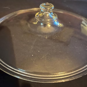 Pyrex Vintage #636-C  Round Clear Lid-Unique Top Knob-CLL