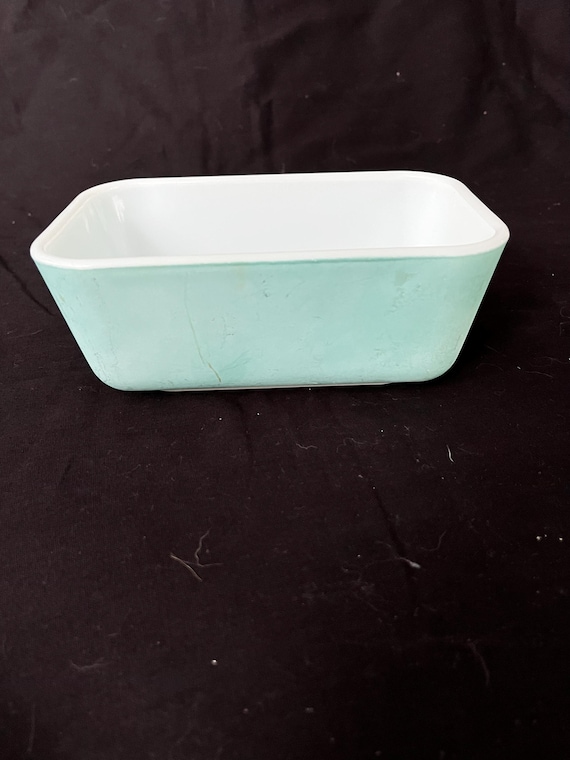 PYREX Vintage #0502 Turquoise Small Loaf Pan/refrigerator Dish