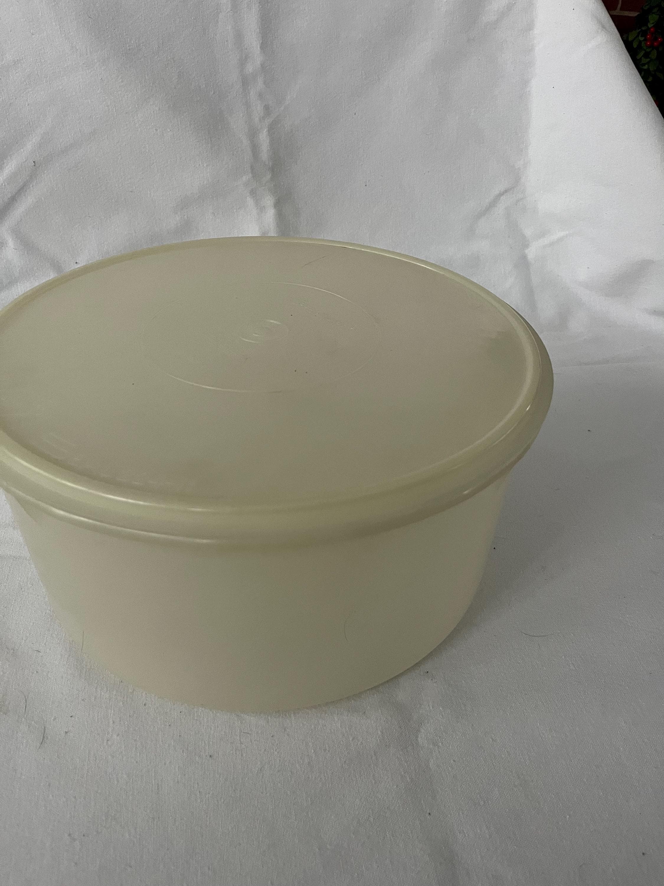 Tupperware 224 - Etsy 日本