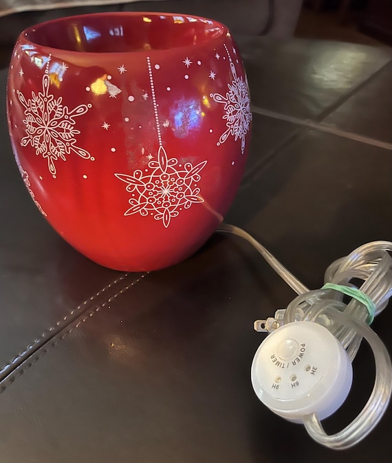 Yankee Candle Crimson Flurries With Timer Scenterpiece Easy MeltCup Warmer