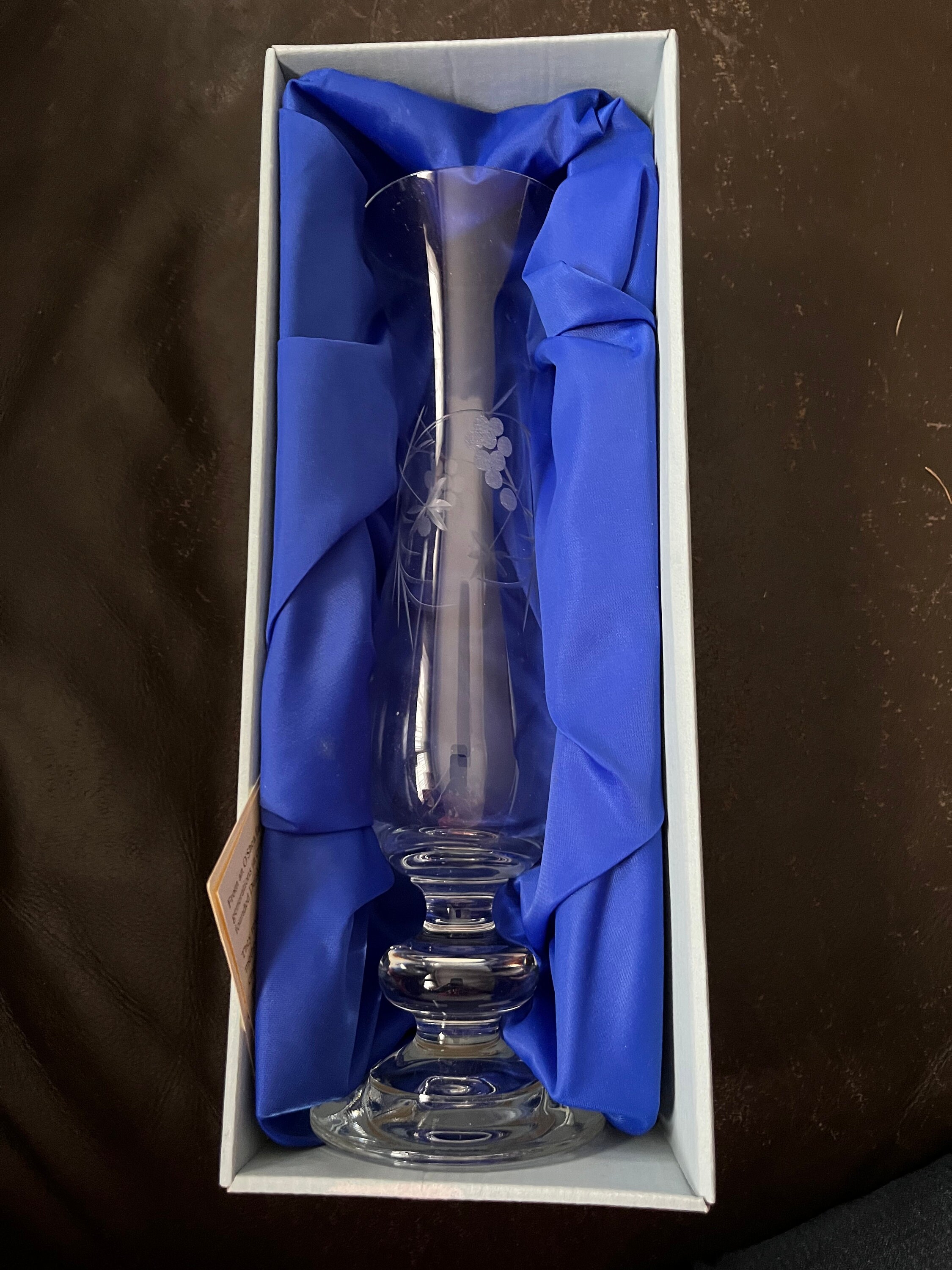 DUISKE Irish Handcut Grapes & Vine Clear Glass 10.25 Footed ANNA Vase