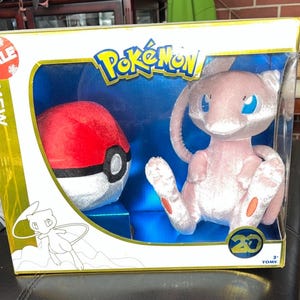 Peluche Pokemon TOMY 20th Mew numéro 151