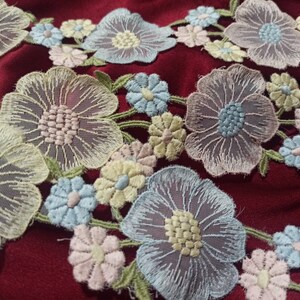 FLORAL!! Italian lace ~ Many projects.