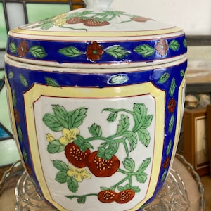 Ceramic Strawberry Jar With Lid