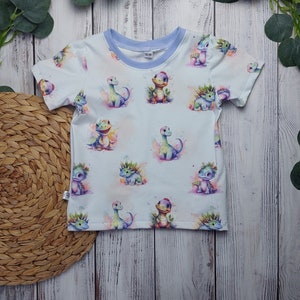 T-Shirt 56-116 für Babys/Kinder Genähtes Shirt, Handmade Kleidung mit Personalisierung, Geschenk für Jungen/Mädchen, Sommer, Dinos Bild 1