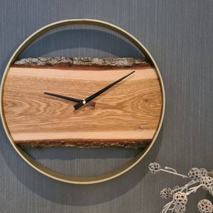 Modern wall clock made of wood and metal ~40 cm