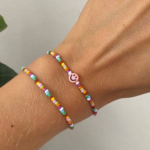 Bracelet de perles colorées avec smiley différentes variantes image 1