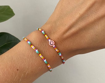 Buntes Perlenarmband mit Smiley | verschiedene Varianten