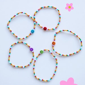 Bracelet de perles colorées avec smiley différentes variantes image 3