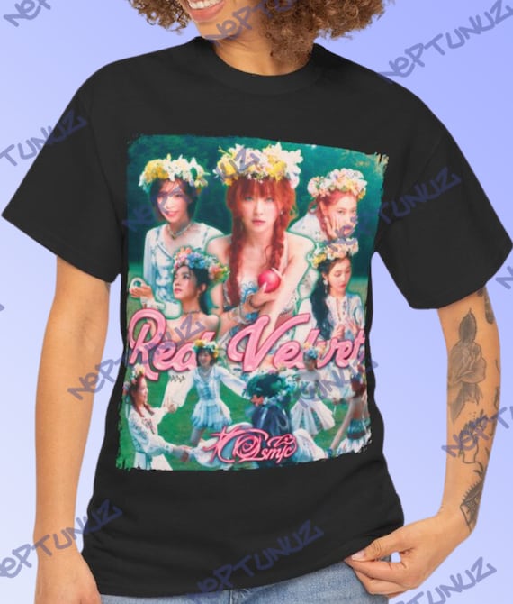 COSMIC Shirt Red Velvet Kpop Girlband Music Vintage Retro 