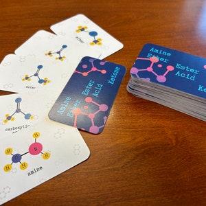 Jogo de cartas divertido de química orgânica para aprender grupos funcionais