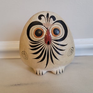 Tonala Pottery/ Folk Art Pottery/ Owl/ Whimsical Owl/ Folk Art/ Vintage Mexican Owl